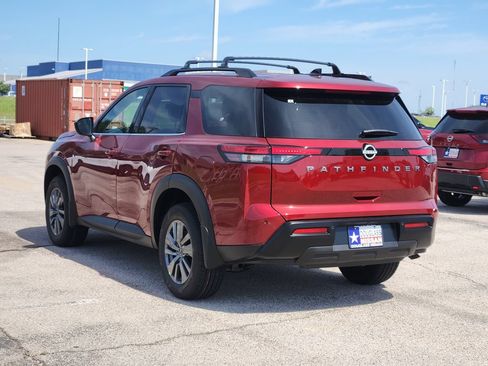 New 2026 Nissan Pathfinder SV FWD image 4