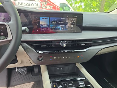 New 2025 Nissan Murano SV image 20