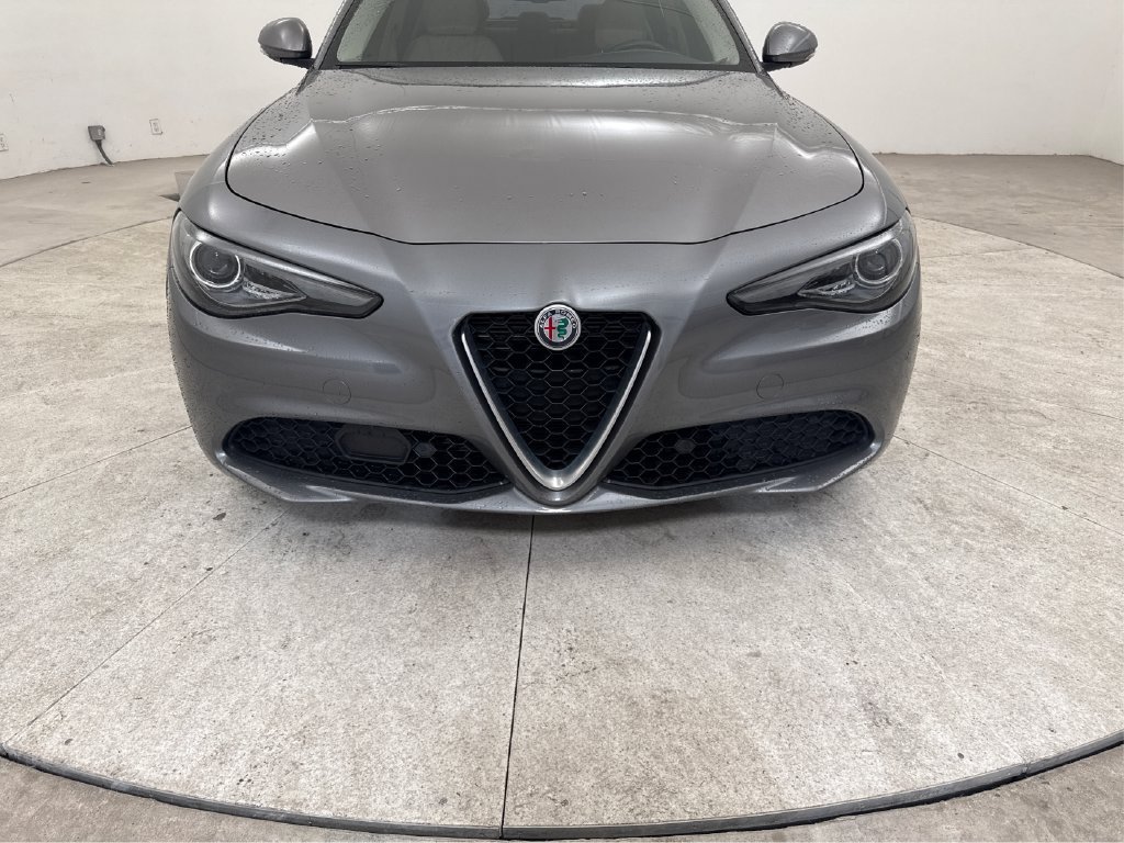 Used 2019 Alfa Romeo Giulia Ti w/ Quick Order Package 22Z Lusso RWD image 19