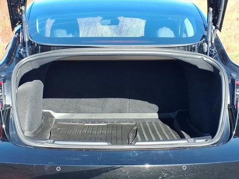 Used 2019 Tesla Model 3 Standard Range Plus image 9