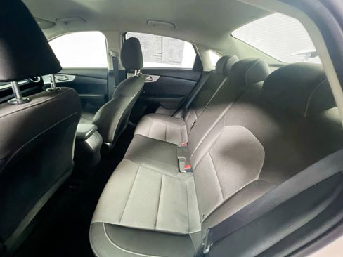 Used 2023 Kia Forte LXS image 28
