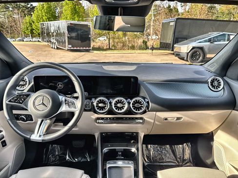 Certified 2025 Mercedes-Benz GLA 250 image 20