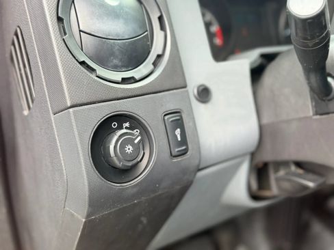 Used 2015 Ford F250 XL w/ Power Equipment Group AWD/4WD image 29