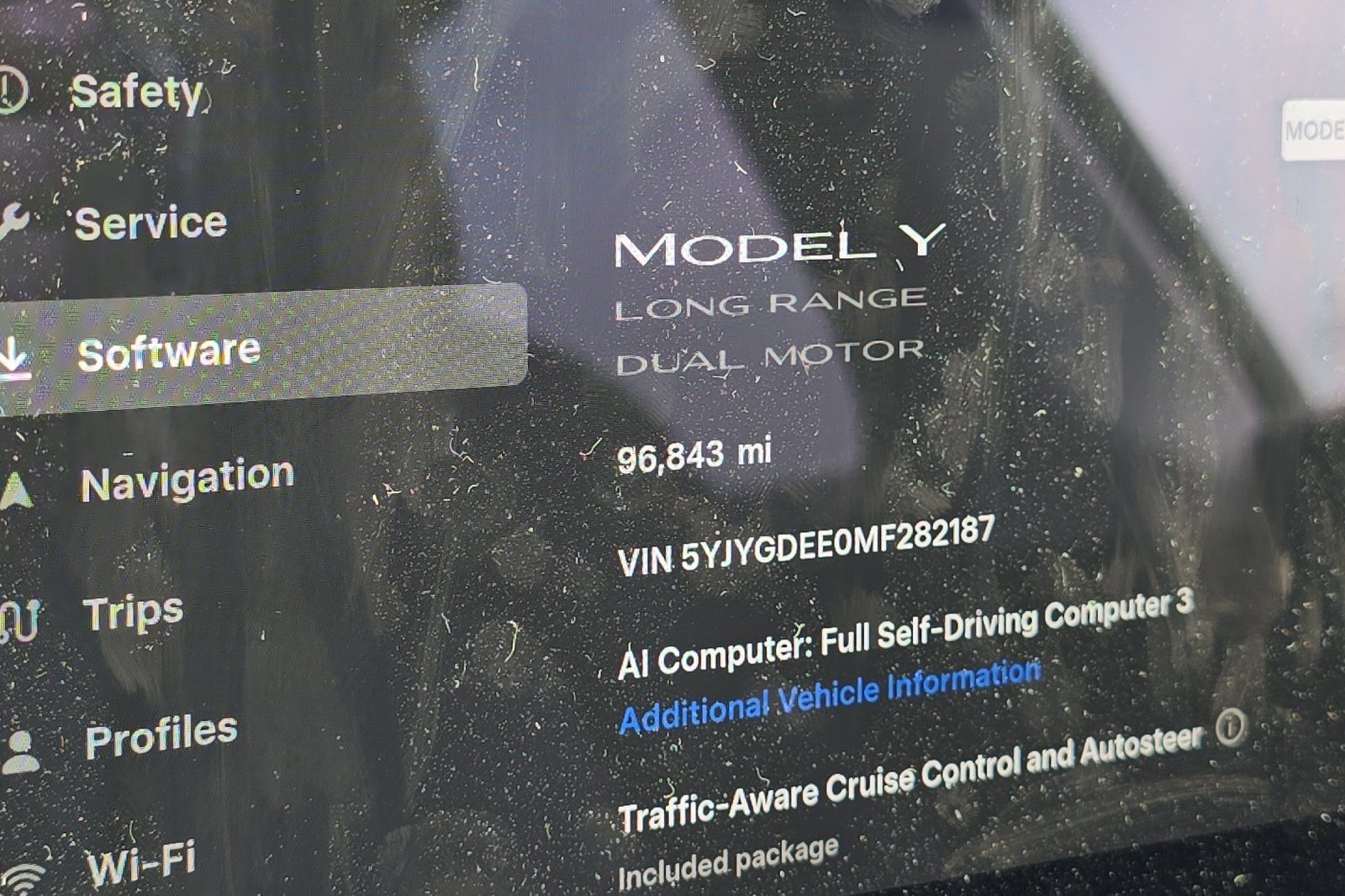 Used 2021 Tesla Model Y Long Range AWD/4WD image 22
