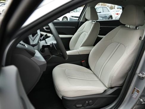 Used 2024 Hyundai Sonata SEL image 16