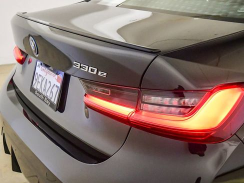 Certified 2023 BMW 330e w/ M Sport Package image 12