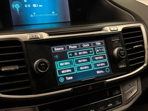 Used 2015 Honda Accord EX-L image 14