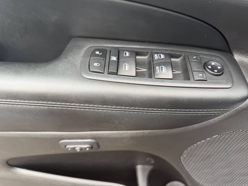 Used 2020 Jeep Grand Cherokee Limited w/ Luxury Group II AWD/4WD image 15