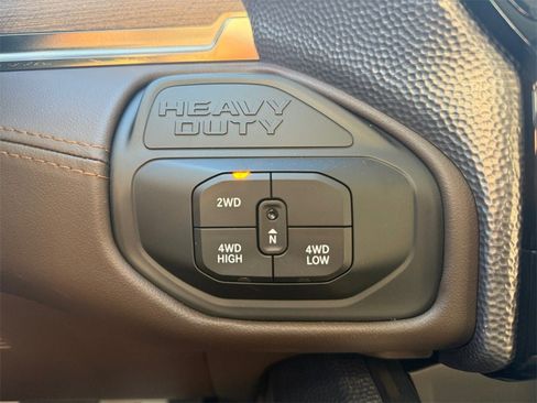 New 2025 RAM 2500 Limited image 28