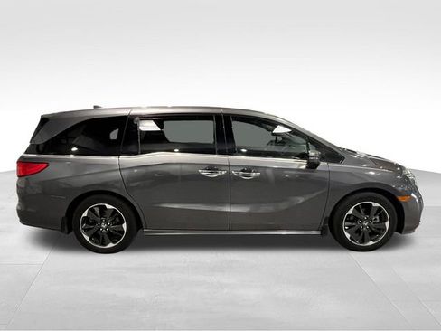 Used 2024 Honda Odyssey Elite image 8