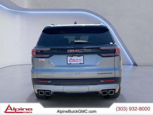 Used 2024 GMC Acadia Elevation AWD/4WD image 4