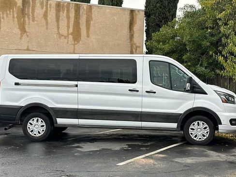 Used 2023 Ford Transit 350 XLT image 7