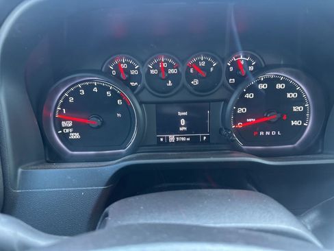 Used 2023 Chevrolet Silverado 1500 Custom Trail Boss AWD/4WD image 15