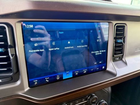 Used 2021 Ford Bronco Outer Banks image 24