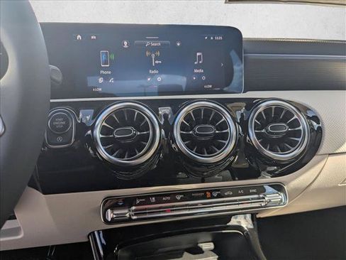 Used 2026 Mercedes-Benz CLA 250 image 11
