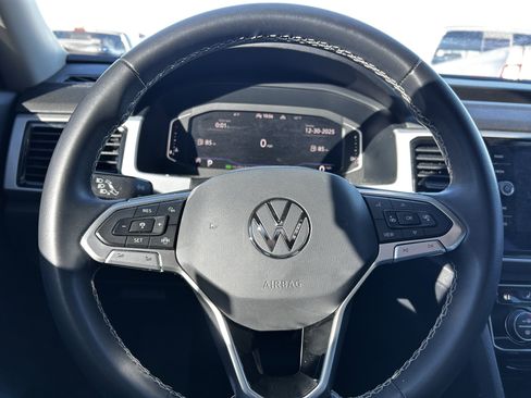 Used 2022 Volkswagen Atlas SE image 18