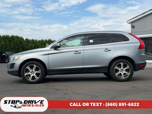 Used 2013 Volvo XC60 T6 AWD/4WD image 2
