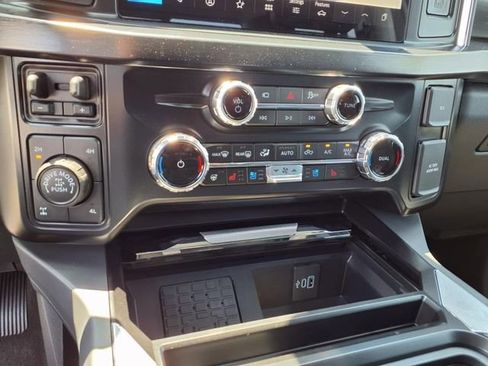 New 2025 Ford F350 Lariat w/ Lariat Ultimate Package image 16