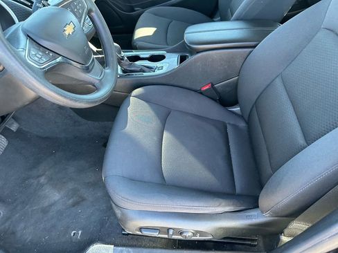 Used 2024 Chevrolet Malibu LT image 35