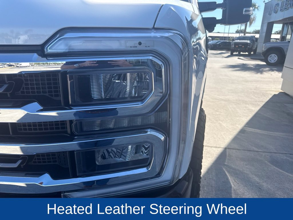 Used 2025 Ford F250 King Ranch w/ FX4 Off-Road Package AWD/4WD image 12