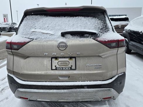 Used 2023 Nissan Rogue Platinum w/ Platinum Premium Package image 5