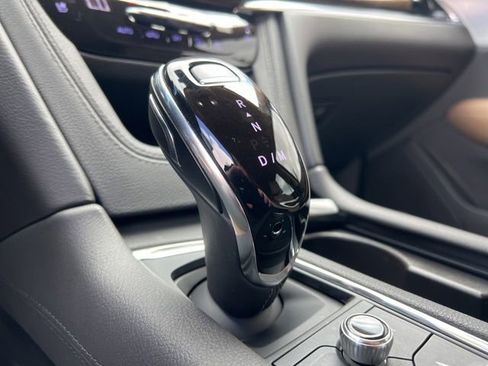 Used 2020 Cadillac XT6 Premium Luxury w/ Platinum Package AWD/4WD image 22