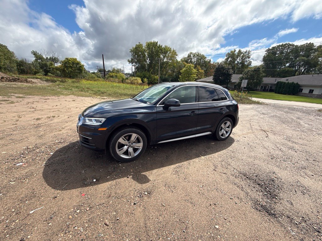 Used 2018 Audi Q5 2.0T Premium Plus w/ Premium Plus Package AWD/4WD image 17