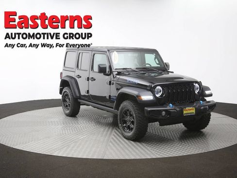 Used 2023 Jeep Wrangler Unlimited w/ Cold Weather Group AWD/4WD image 50