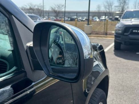 Used 2007 Chevrolet Avalanche LTZ w/ LTZ Preferred Equipment Group image 14