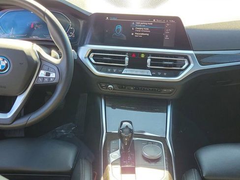Used 2022 BMW 330e image 20