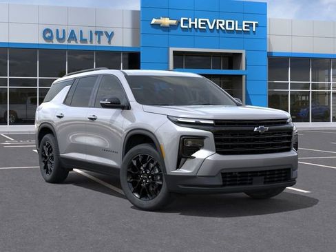 New 2026 Chevrolet Traverse LT w/ Midnight/Sport Edition FWD image 7
