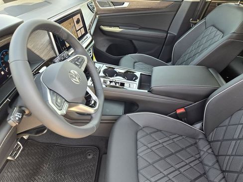 New 2026 Volkswagen Atlas SEL Premium R-Line AWD/4WD image 11