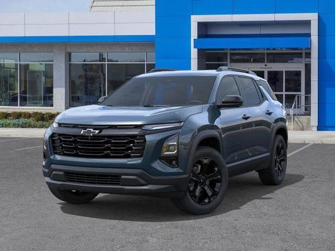 New 2026 Chevrolet Equinox LT FWD image 6