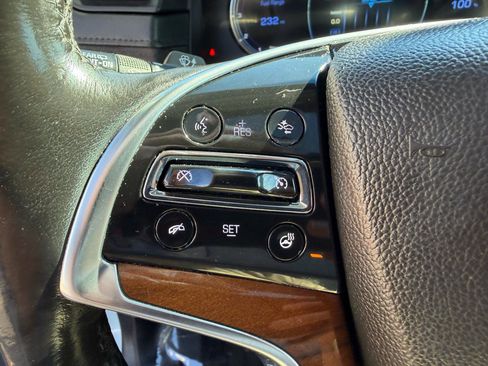 Used 2017 Cadillac Escalade Luxury w/ LPO, Radiant Package AWD/4WD image 33