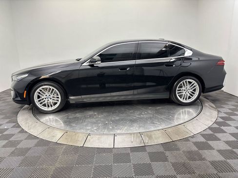 Used 2024 BMW 530i xDrive w/ Executive Package AWD/4WD image 16