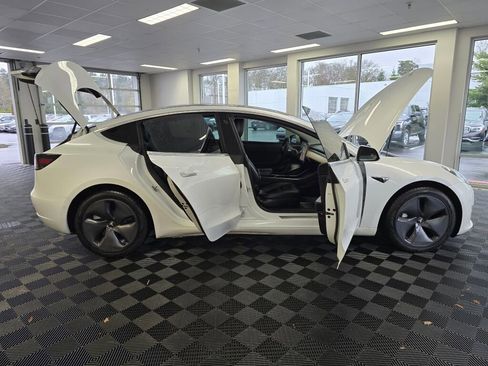 Used 2020 Tesla Model 3 Long Range image 17