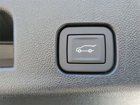 New 2025 GMC Acadia Elevation w/ Elevation Premium Package image 32