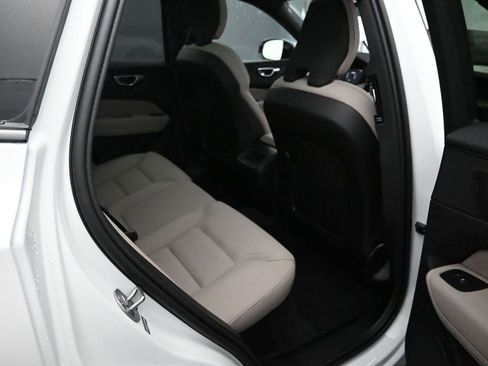 New 2026 Volvo XC60 B5 Core w/ Climate Package image 38