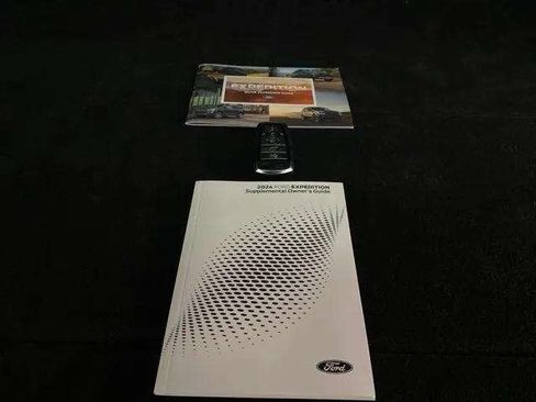 Used 2024 Ford Expedition Max Limited image 93