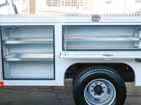 New 2026 Ford F350 XL w/ XL Chrome Package RWD image 13