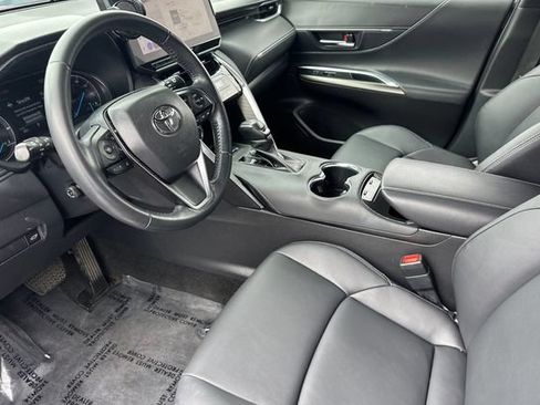 Certified 2023 Toyota Venza XLE AWD/4WD image 12