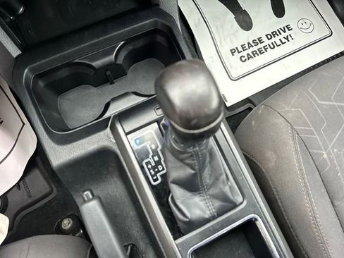 Used 2017 Toyota Tacoma TRD Off-Road image 22