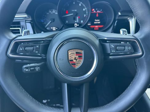 Certified 2026 Porsche Macan AWD/4WD image 23