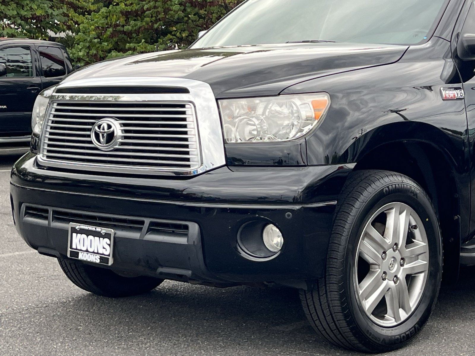 Used 2011 Toyota Tundra Limited w/ Memory Pkg AWD/4WD image 28