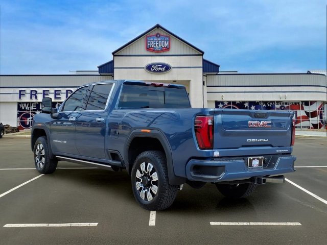 Used 2026 GMC Sierra 2500 Denali w/ Denali Reserve Package AWD/4WD image 3