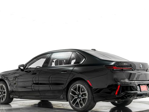 Used 2023 BMW 760i xDrive w/ Parking Assistance Package AWD/4WD image 36