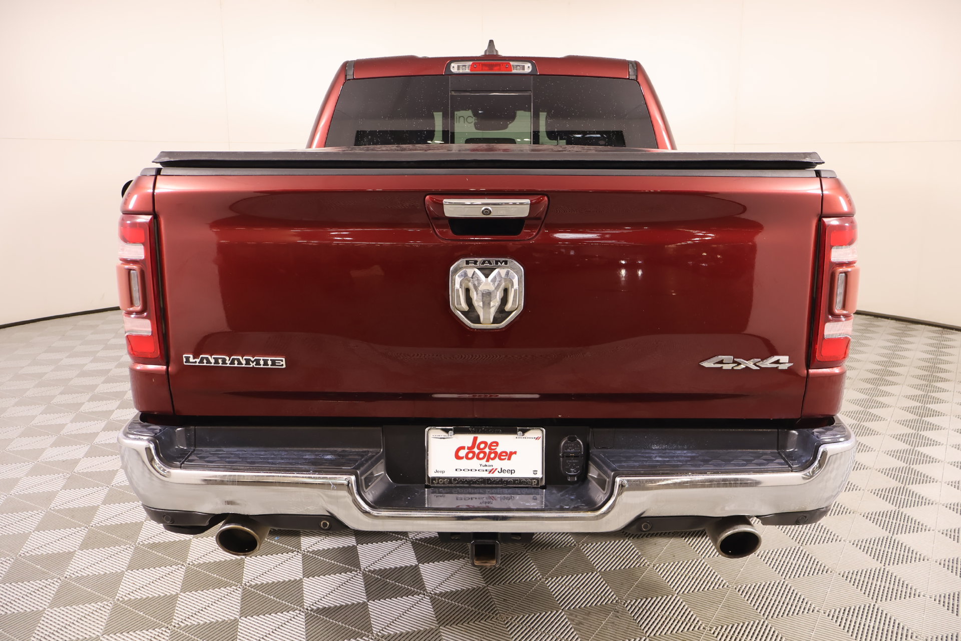 Used 2019 RAM 1500 Laramie AWD/4WD image 23