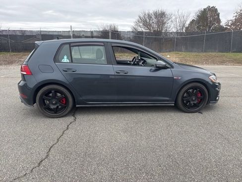 Used 2020 Volkswagen GTI SE image 2