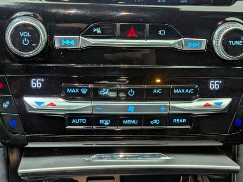 Used 2021 Ford Explorer ST w/ Equipment Group 401A image 27