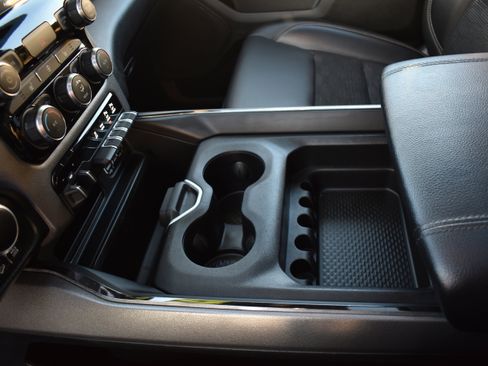 Used 2020 RAM 1500 Big Horn w/ Built-to-serve Edition image 23